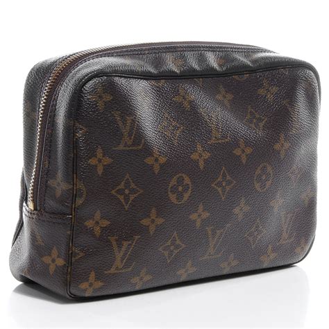 louis vuitton monogram trousse toilette 23